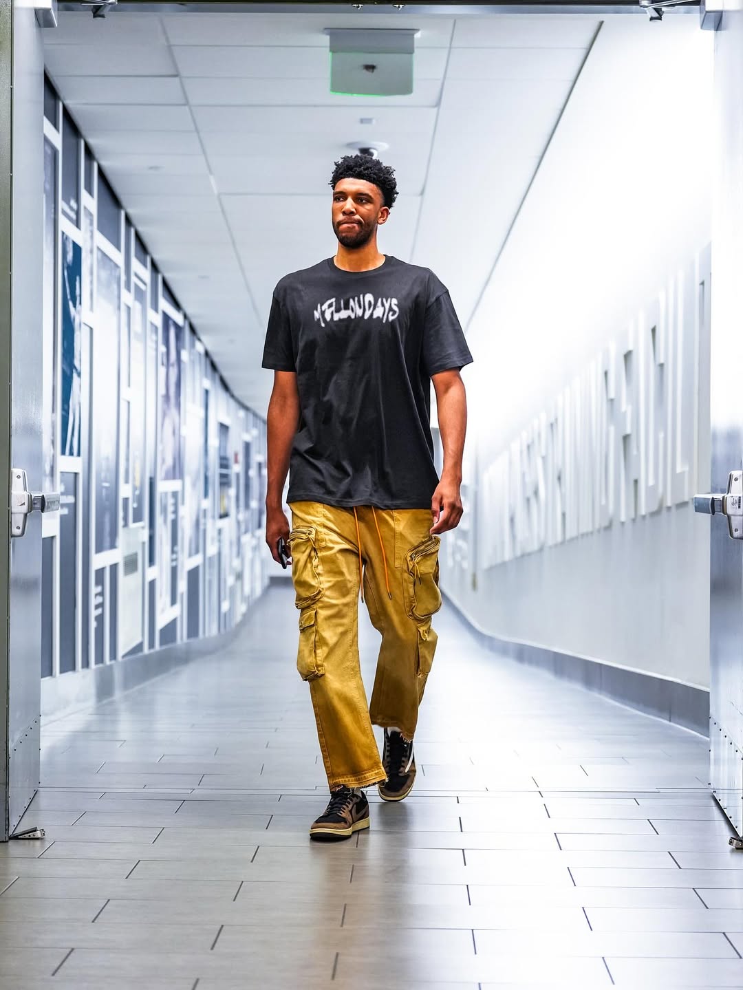 entit, 步行者官方