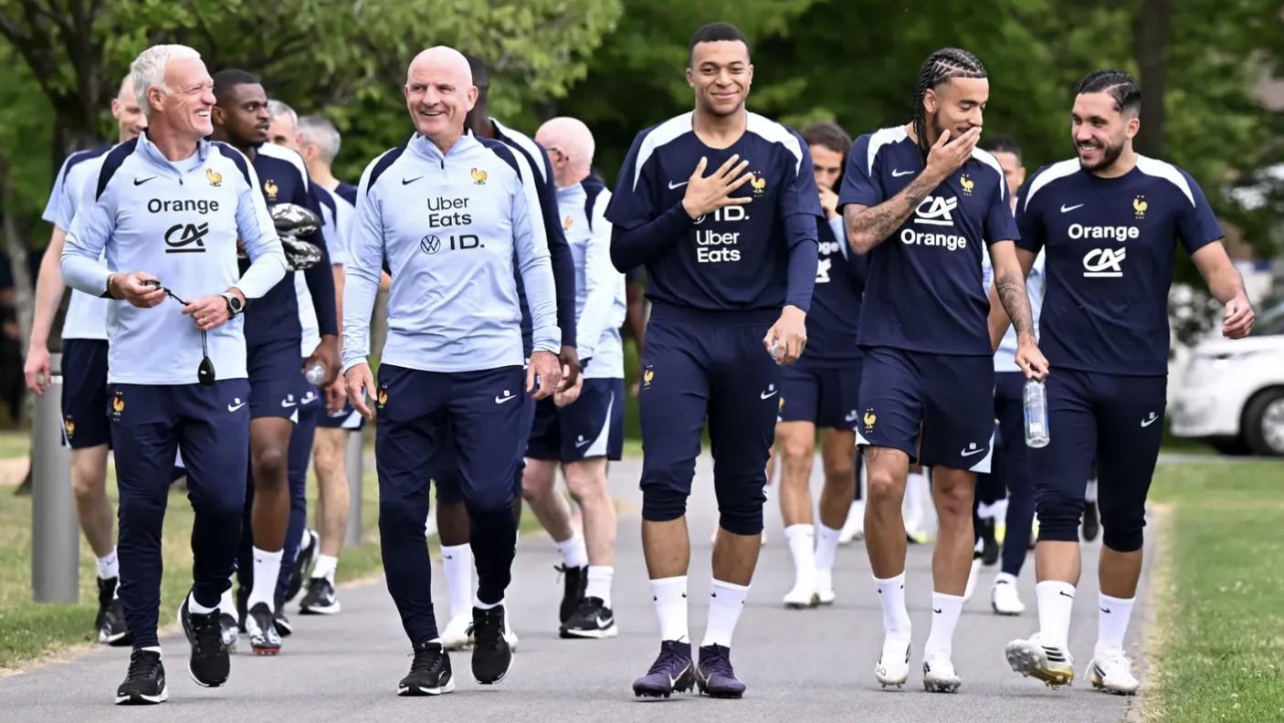 竞争一个左, 表现出色, img