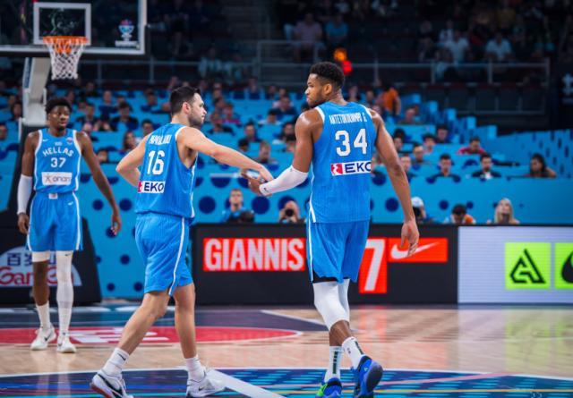 下降, 赛四强, 住的家伙