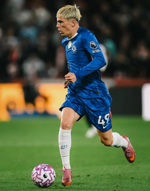 加纳乔隐身, 给其他球队