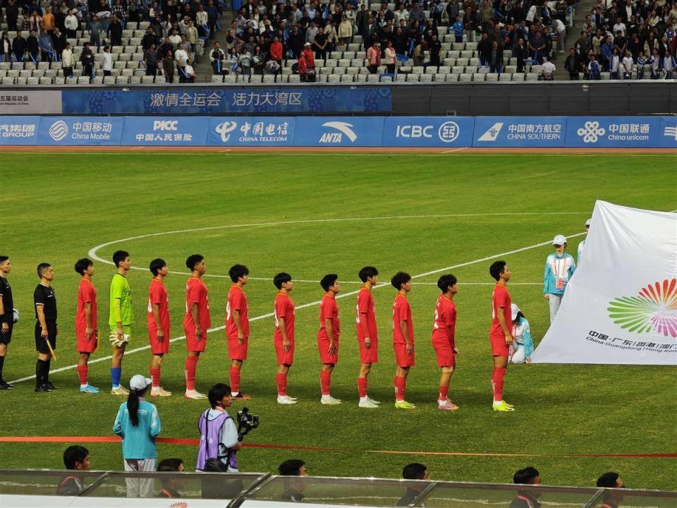 组男子足球 组男子足球